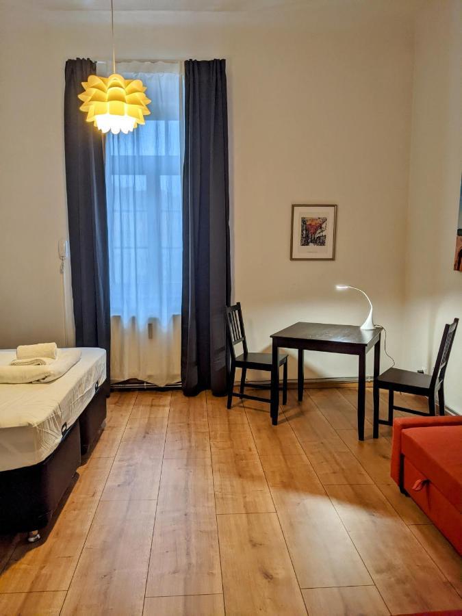 110 Messe Apartment Casablanca 2-4 Pers 42 M2 Klagenfurt am Woerthersee Bagian luar foto